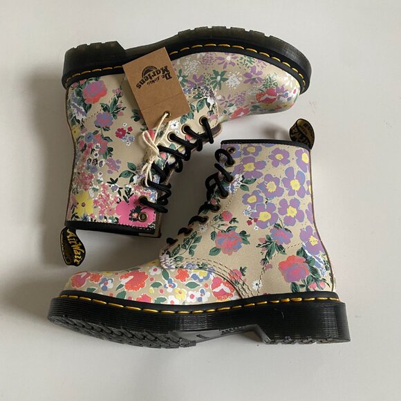 NWT Dr. Martens 1460 Floral Mashup Parchment Beige Women's Leather Boots Size 6 - Picture 8 of 16